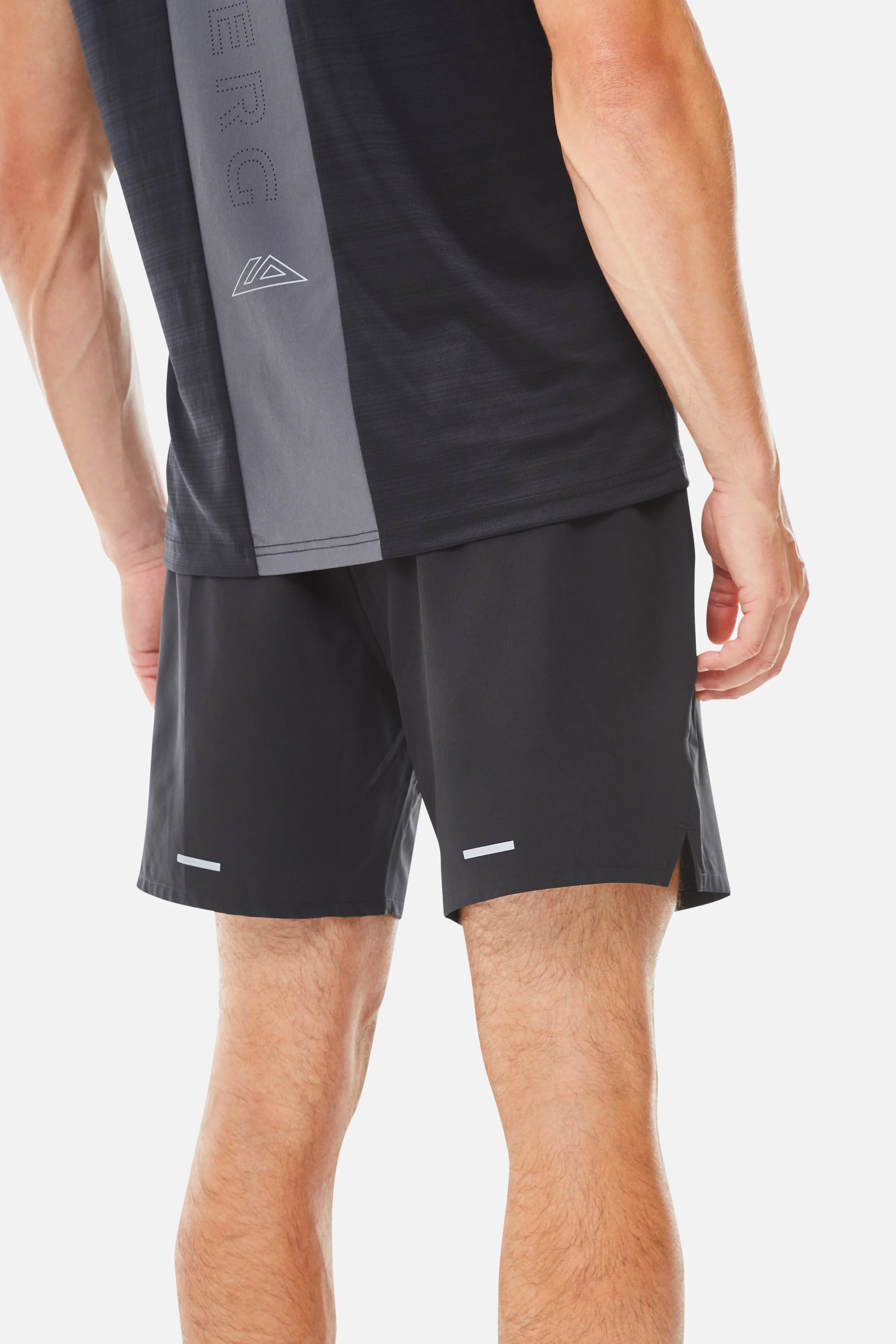AW25 Cloud Short  - Black/Volcano Grey - Image 3