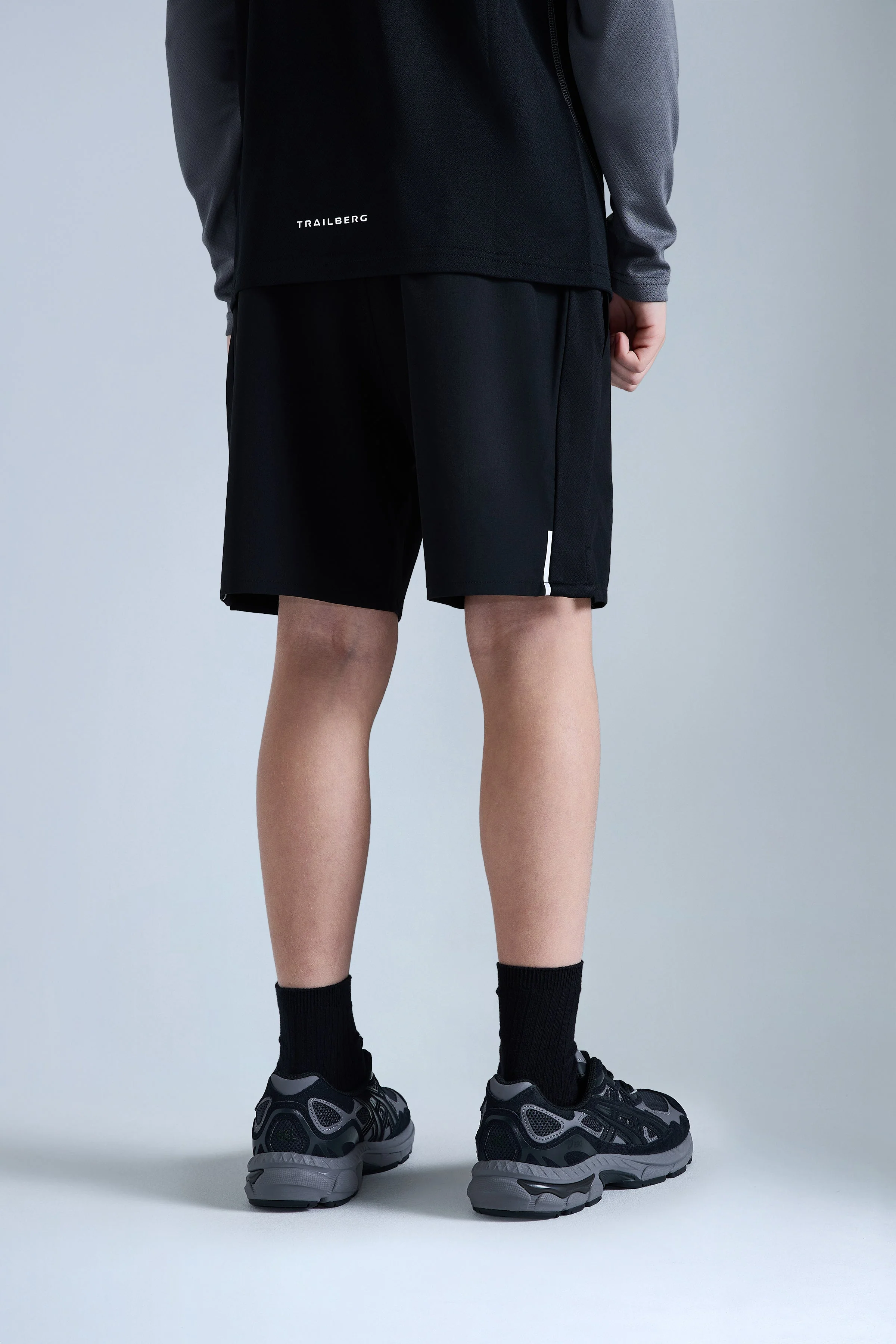 Boys Essentials 2.0 Short - Black - Image 3