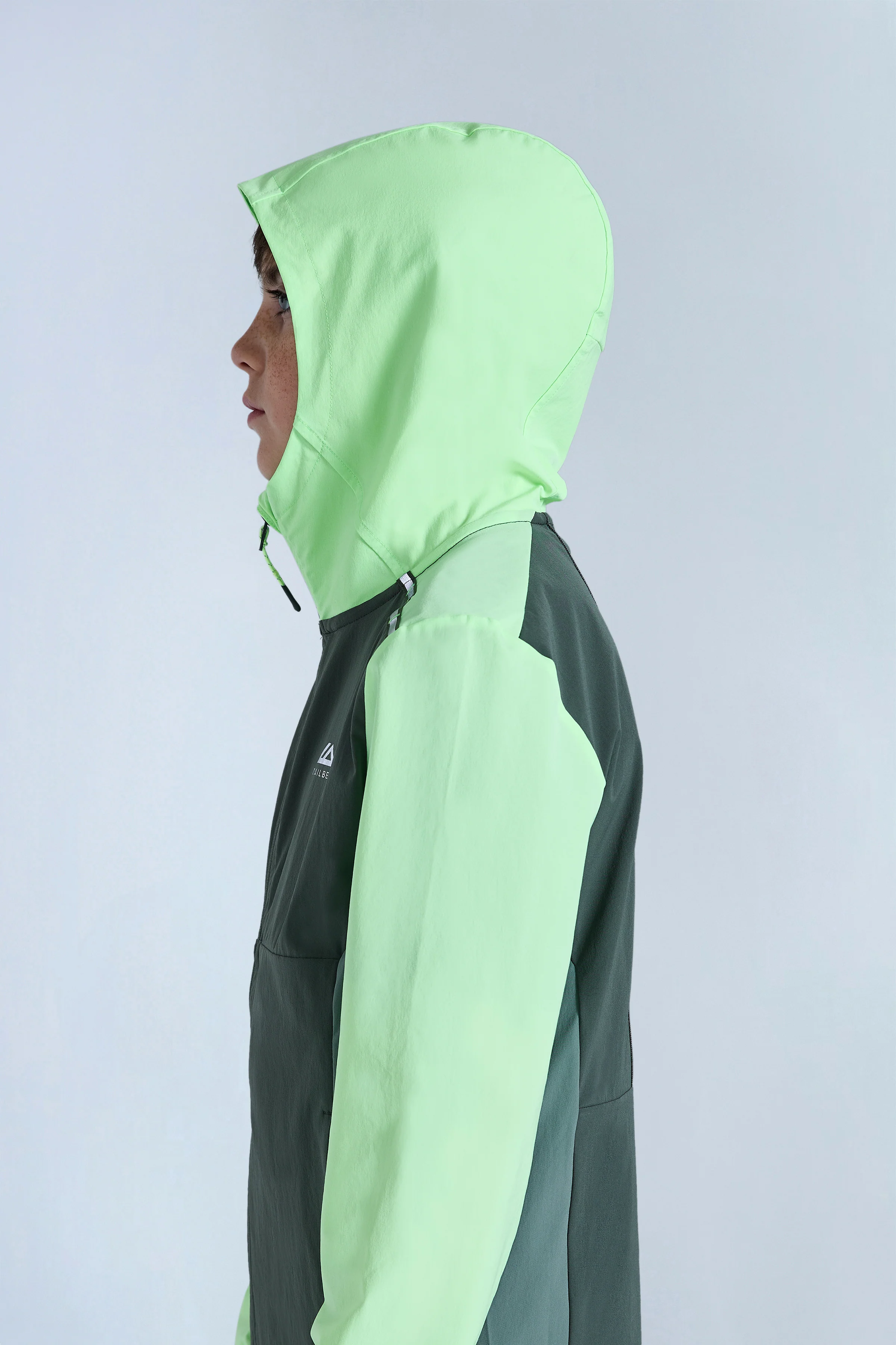 Boys Triathlon 2.0 Hood - Dark Fern/Tidal Green/Neon Lime - Image 3