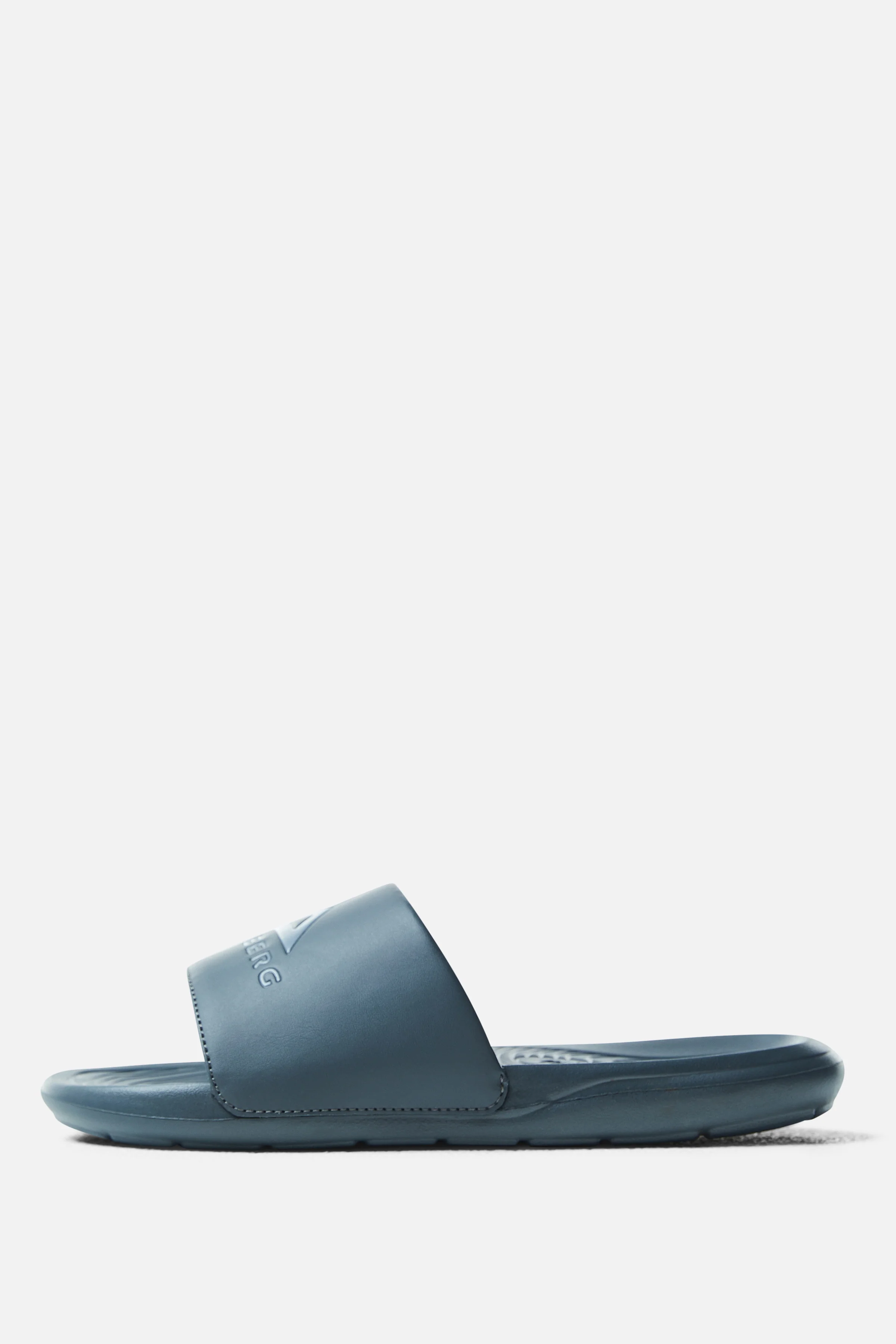 Core Sliders - Moon Grey/Urban Smoke/Volcano Grey - Image 3