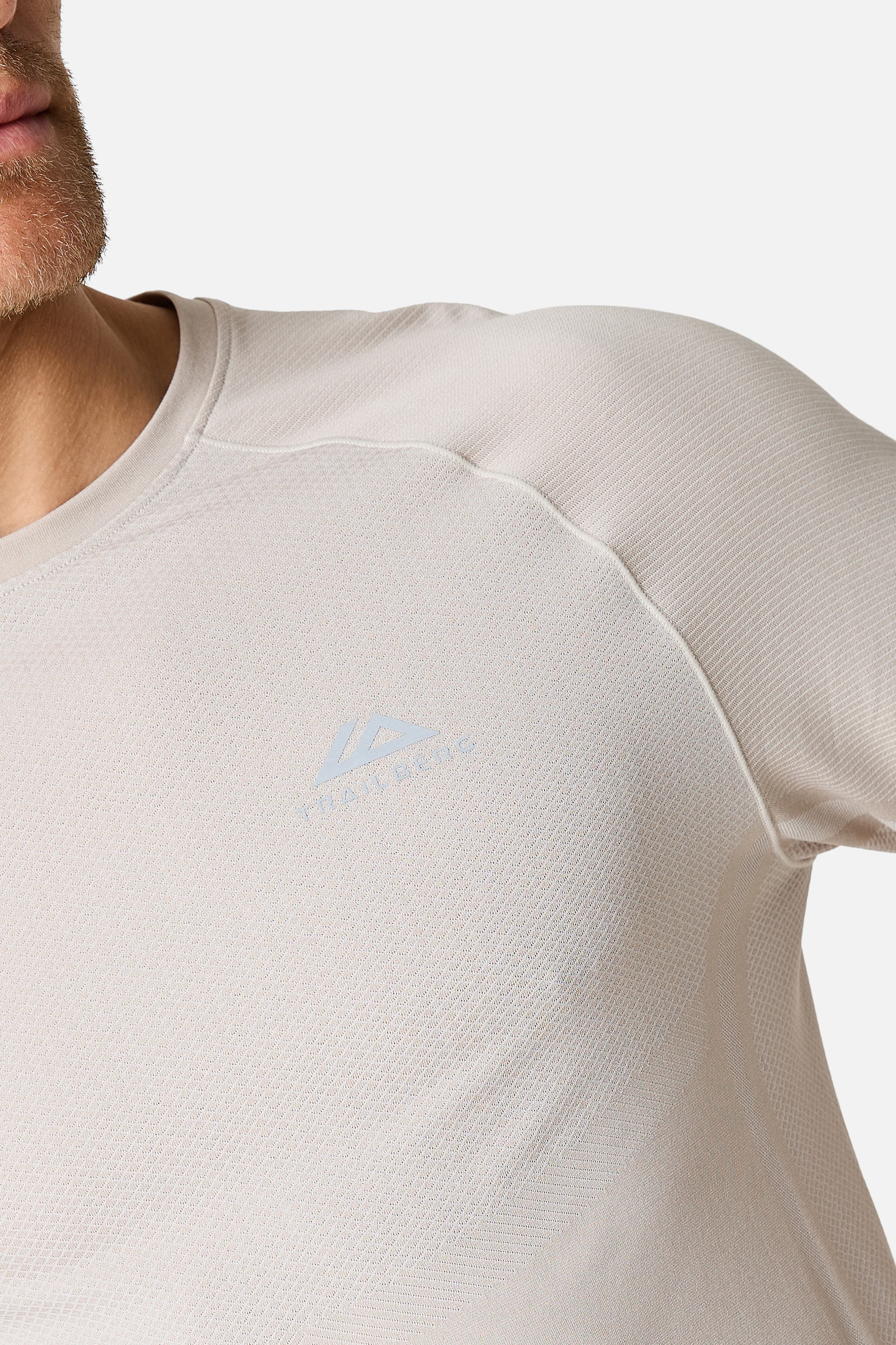 Fusion Seamless Essentials Twinset - Pebblestone/Frosted Ridge - Image 6