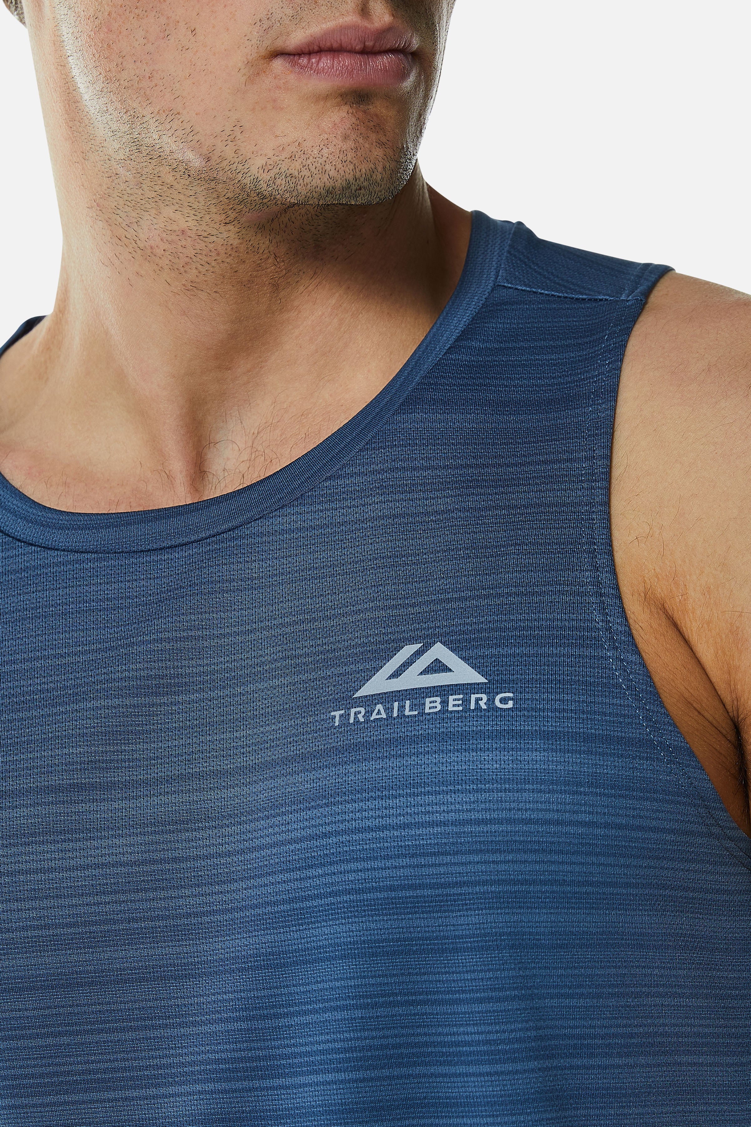 SS25 Cloud Running Vest - Breeze - Image 5