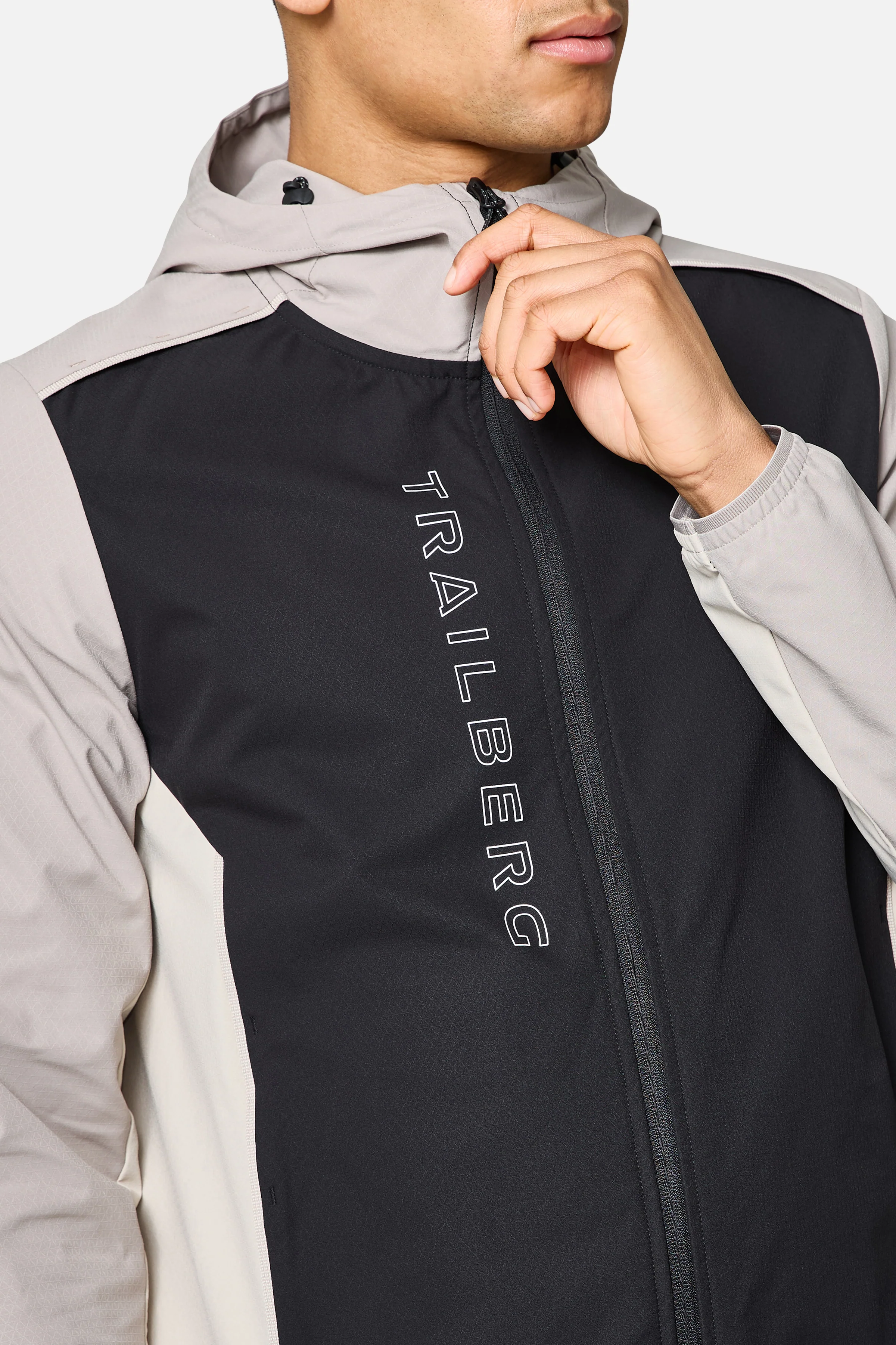 AW25 Triathlon Windbreaker - Black/Pale Taupe/Fossil Brown - Image 3