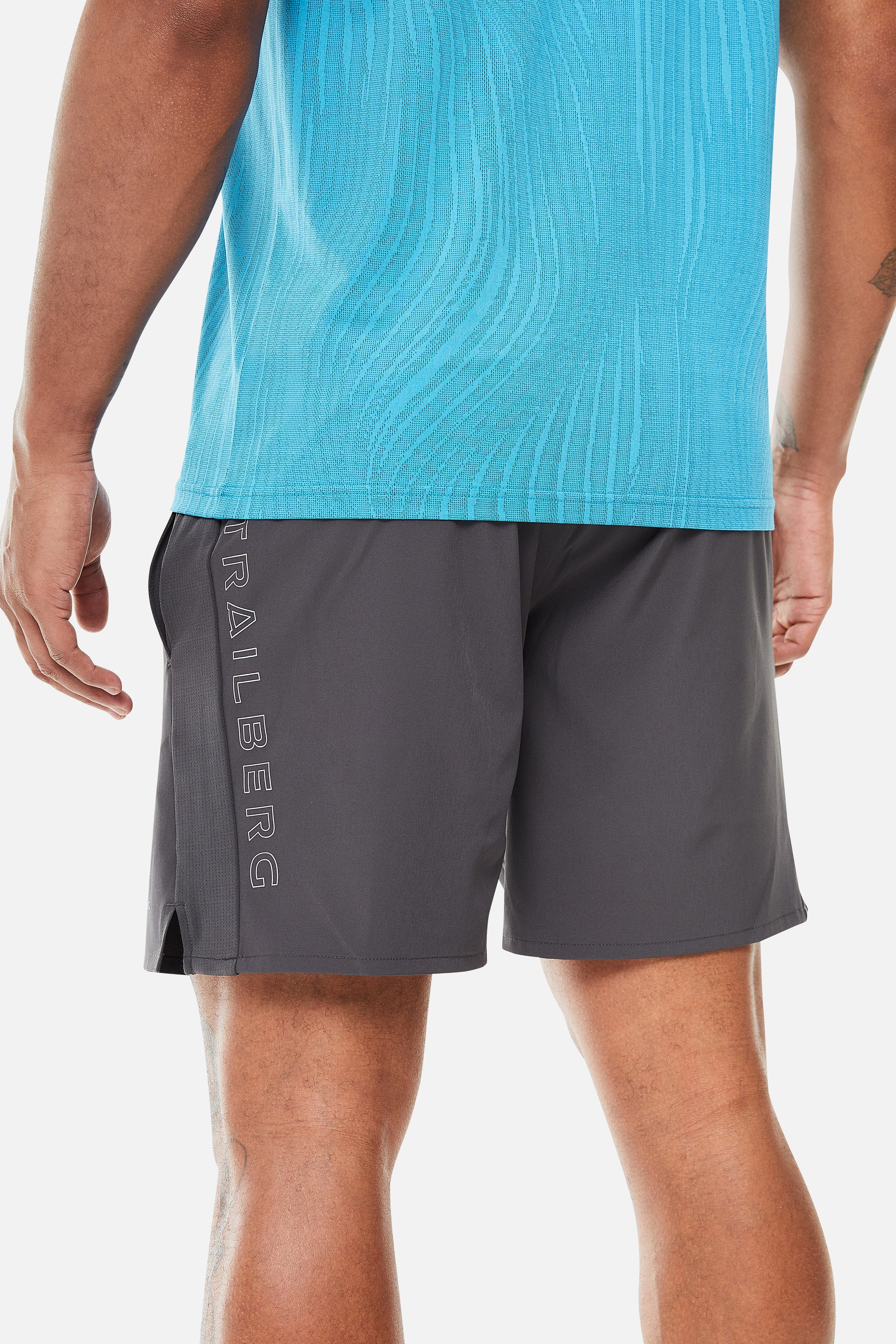 Vertex Short - Ink Grey - Image 3